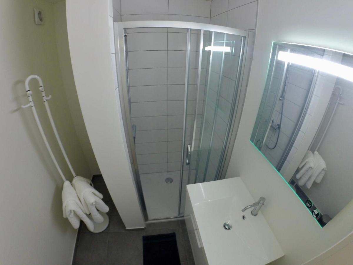 Rustig Appartement Met Zeezicht Dicht Bij Het Centrum Oostende Eksteriør billede