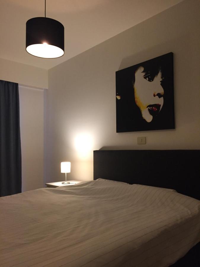 Rustig Appartement Met Zeezicht Dicht Bij Het Centrum Oostende Eksteriør billede