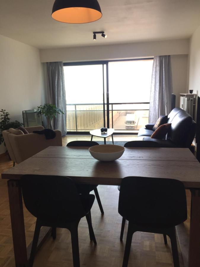 Rustig Appartement Met Zeezicht Dicht Bij Het Centrum Oostende Eksteriør billede